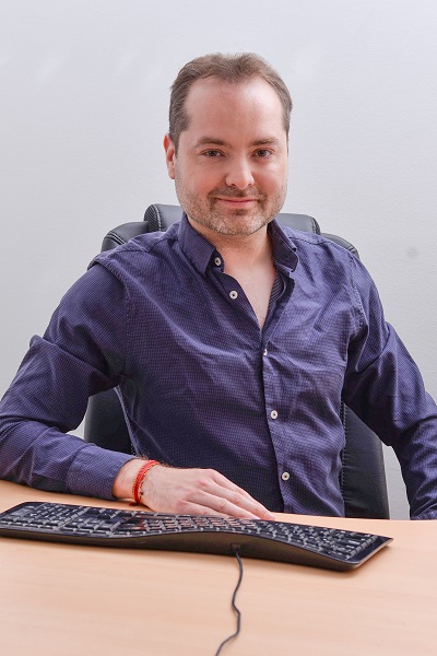 CLAVES PARA ENFRENTAR CON ÉXITO LOS EVENTOS DE VENTA EN LÍNEA Mickle Foretic CEO y fundador de FACTO