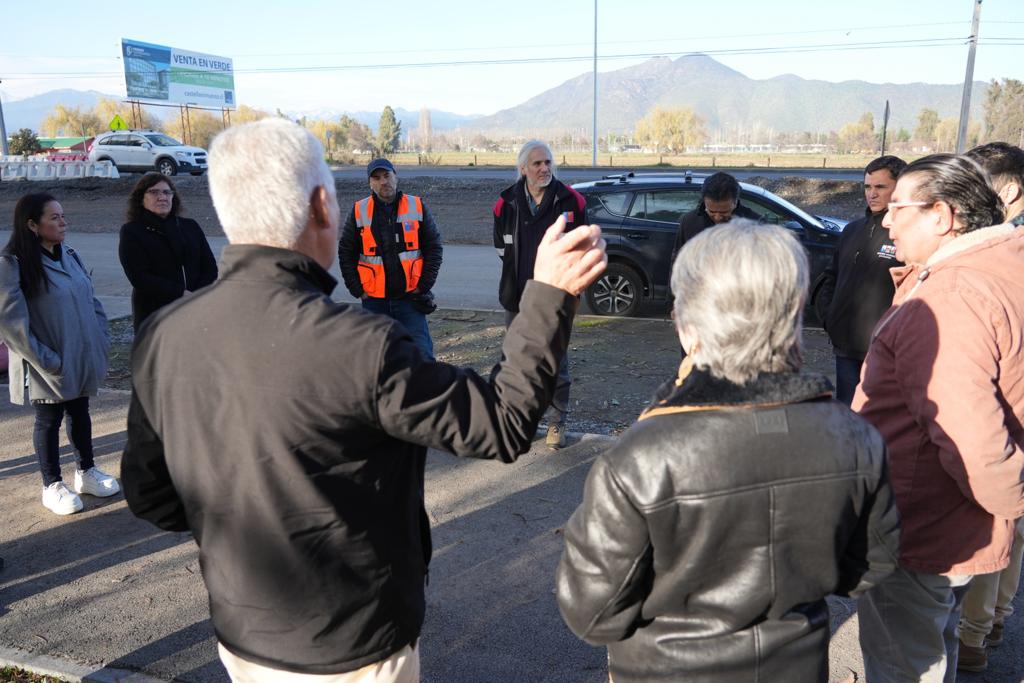 GOBERNADOR REGIONAL EXPRESA MOLESTIA POR RETRASO EN REINICIO DE OBRAS EN CARRETERA EL COBRE 1