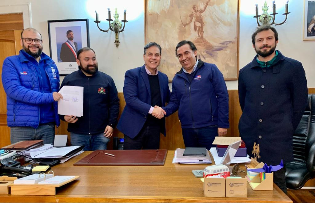 MUNICIPALIDAD DE SAN FERNANDO FIRMÓ CONVENIO DE COLABORACIÓN CON SERCOTEC Y ASECH 3