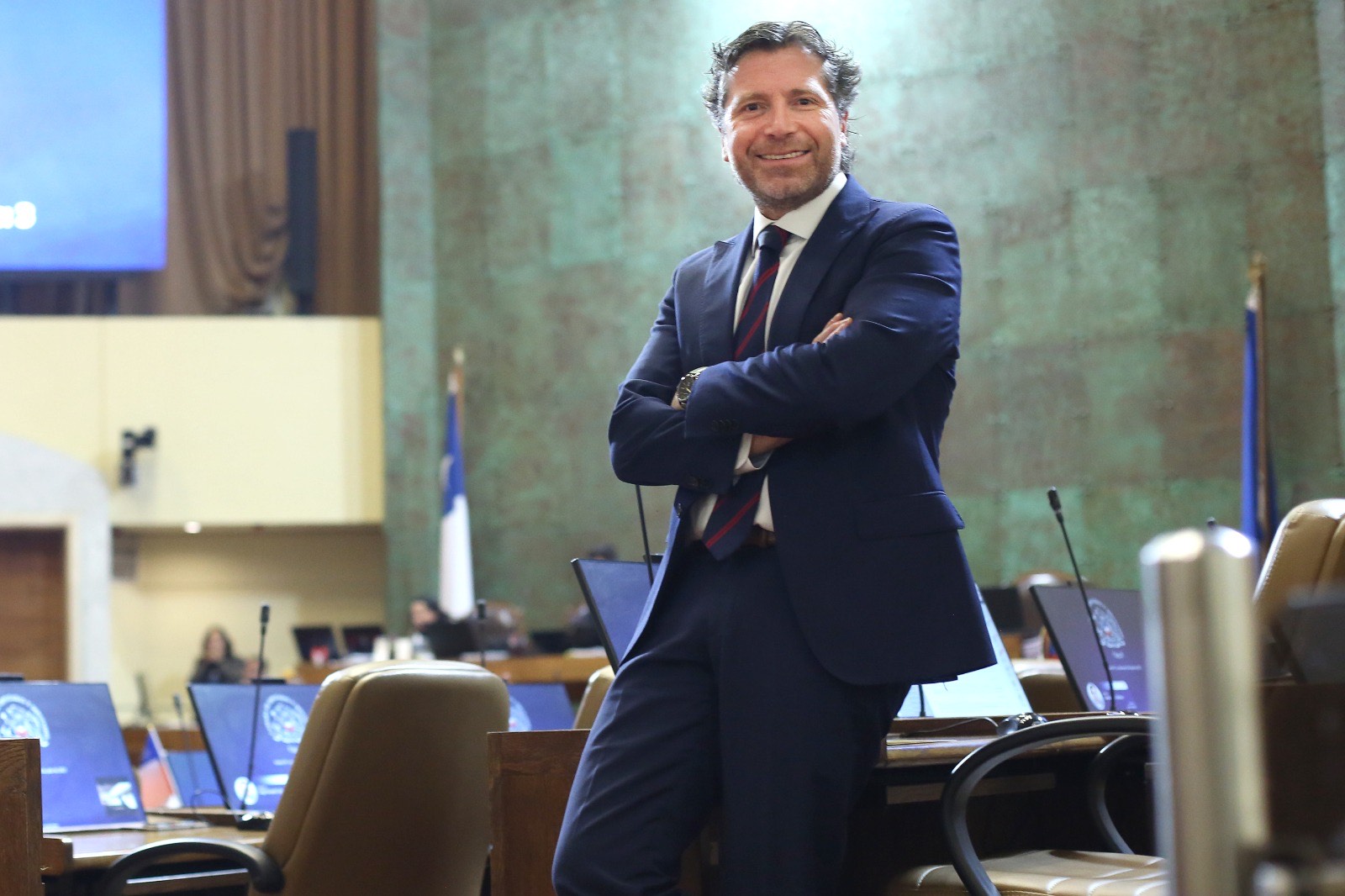 DIPUTADO CORNEJO IMPULSA PROYECTO QUE SANCIONANBSPCOMO DELITO LA TENENCIA DE CELULARES EN CÁRCELES