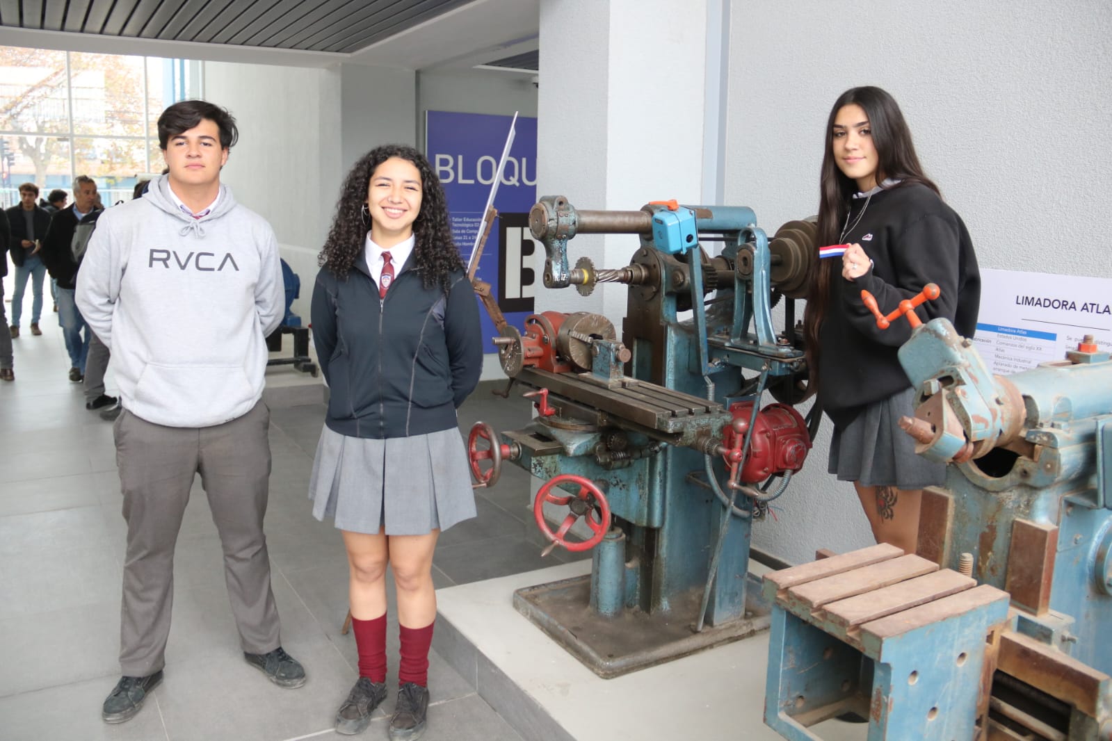 COMUNIDAD DEL LICEO INDUSTRIAL DE SAN FERNANDO RESCATA PARTE DE SU PATRIMONIO CON EL APOYO DEL GOBIERNO REGIONAL 2