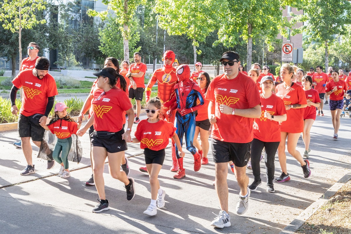 UNICEF INVITA A CELEBRAR EL DÍA DEL PADRE CON CARRERA FAMILIAR BATMAN RUN