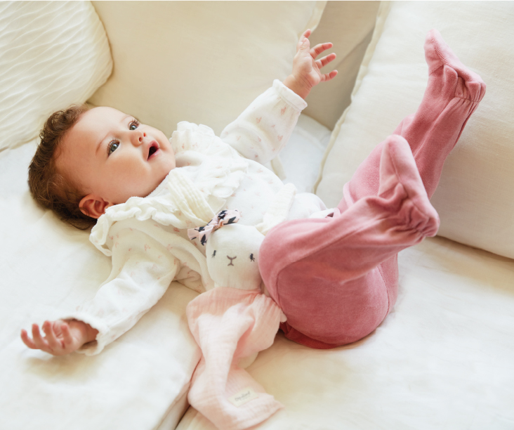 CÓMO ESTIMULAR A LOS BEBÉS EN SUS PRIMEROS TRES MESES DE VIDA