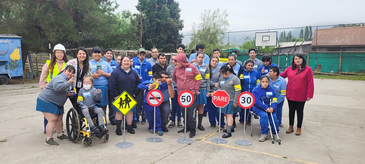 MOP OHIGGINS REFUERZA SEGURIDAD VIAL Y ACCESOS EN ESCUELAS RURALES DE LA REGIÓN 2