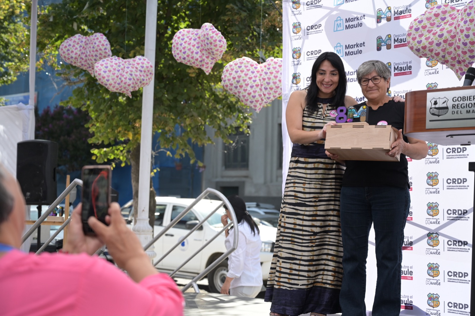 GOBERNADORA REGIONAL PROMUEVE ROL DE LA MUJER EN IGUALDAD PARTICIPACIÓN Y EMPRENDIMIENTOS FEMENINOS 1