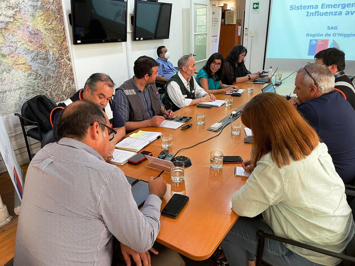 AUTORIDADES REGIONALES COORDINARON ACCIONES LOCALES PARA EVITAR DISPERSIÓN DE VIRUS QUE AFECTÓ A PLANTEL INDUSTRIAL 1