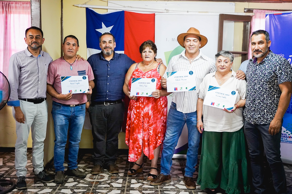 DIRIGENTES SOCIALES DE COLTAUCO SON CERTIFICADOS POR EL PROGRAMA QUIERO MI BARRIO 3