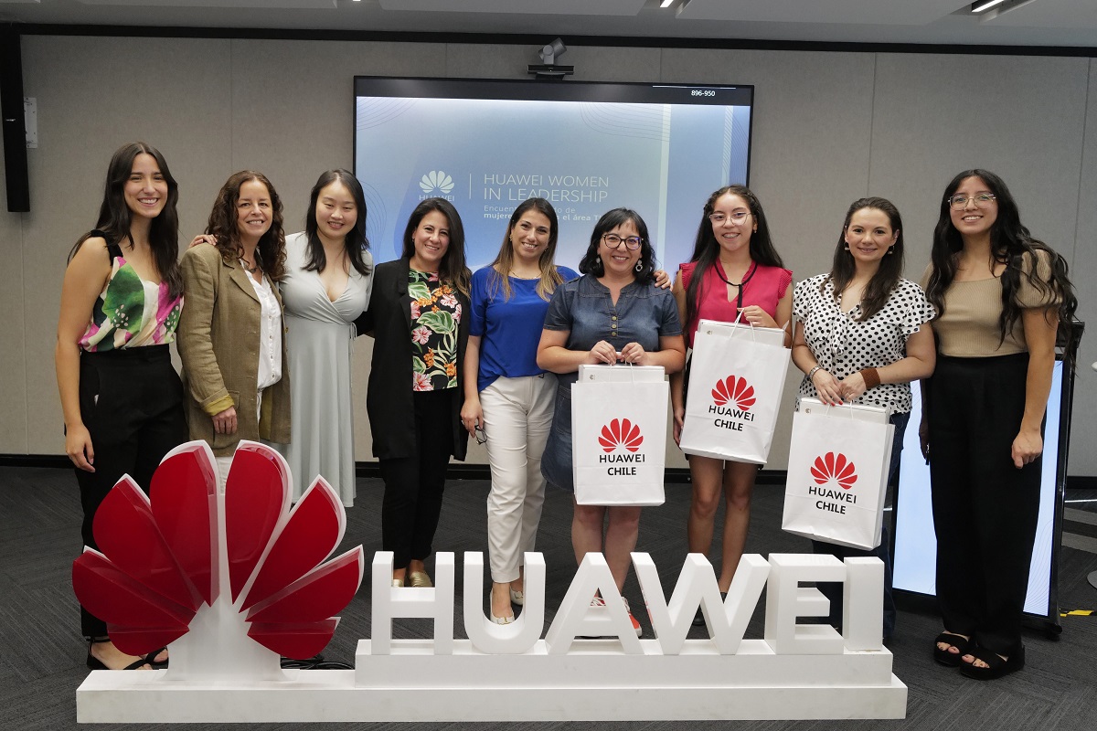 HUAWEI REÚNE A MUJERES LÍDERES PARA POTENCIAR PARTICIPACIÓN FEMENINA EN TECNOLOGÍA 2