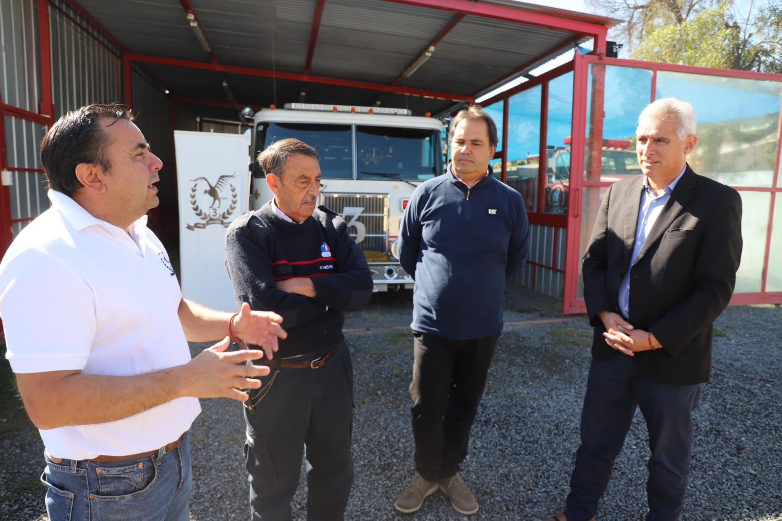 GOBERNADOR REGIONAL ANUNCIA AUMENTO DE RECURSOS PARA LA CONSTRUCCIÓN DEL CUARTEL DE LA 3ª COMPAÑÍA DE BOMBEROS DE MACHALÍ Bomba Nogales 2