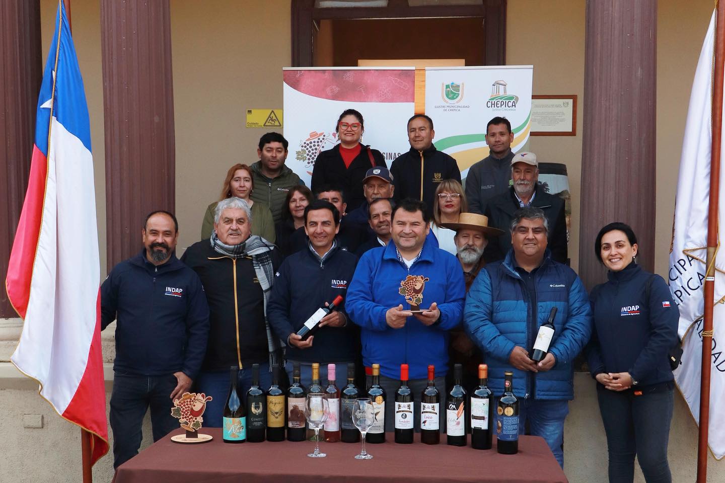 PEQUEÑOS PRODUCTORES PRESENTARÁN SUS MEJORES VINOS EN LA EXPO VIÑAS CAMPESINAS DE COLCHAGUA 2023 grupo lanzamiento Expo Viñas