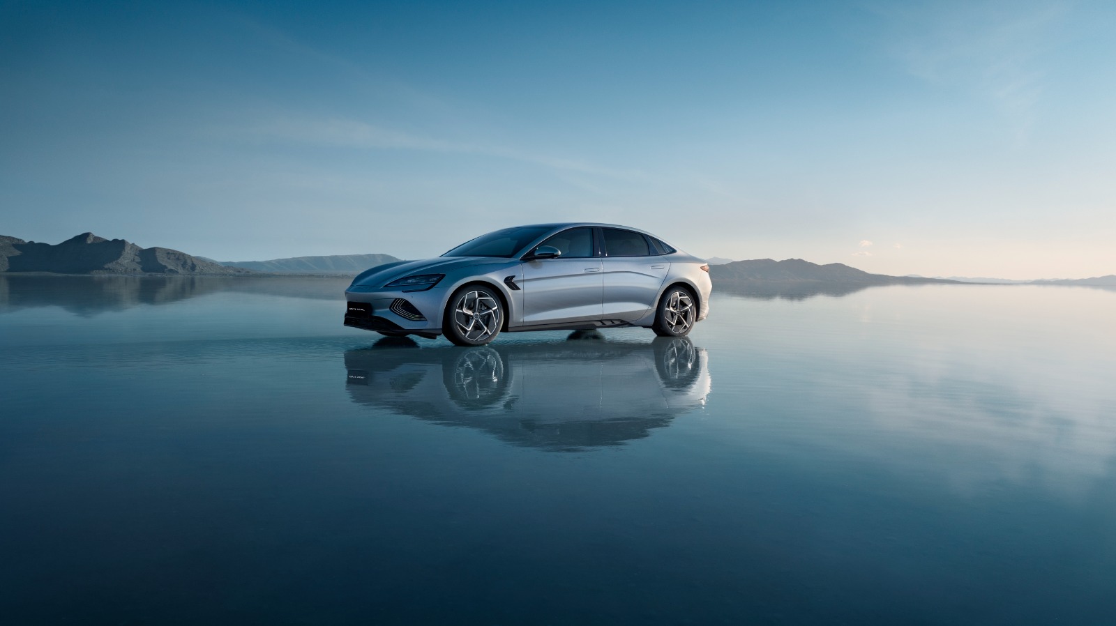 BYD SEAL EL DEPORTIVO ELÉCTRICO QUE PROMETE CONQUISTAR ESTE SEGMENTO CON SU AUTONOMÍA Y TECNOLOGÍA DE PUNTA