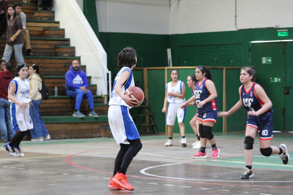 INSTITUTO MARISTA SAN FERNANDO DE OHIGGINS VENCE AL COLEGIO PAULA MONTAL DE MAULE EN EL GRUPO B DE BÁSQUETBOL FEMENINO Partido 3