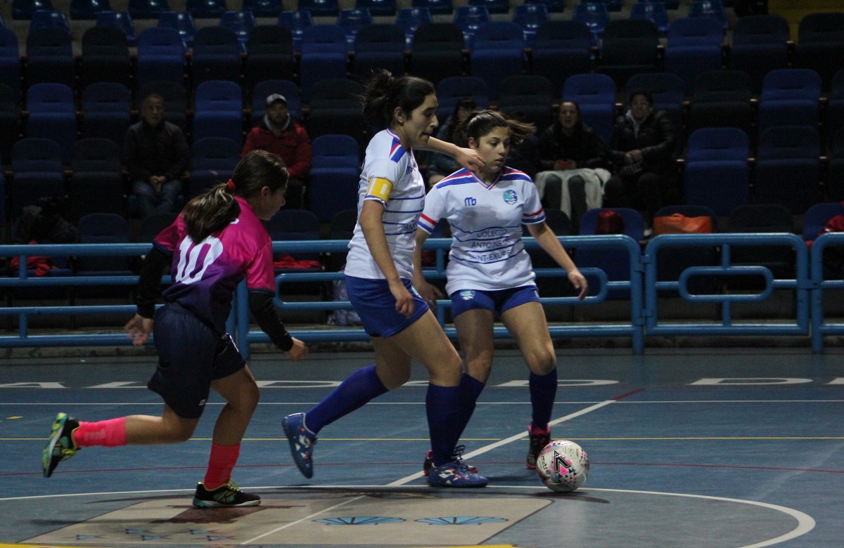 JUEGOS DEPORTIVOS ESCOLARES FUTSAL FEMENINO AYSÉN DERROTA A OHIGGINS EN EL COLISEO LA TORTUGA DE TALCAHUANO 3