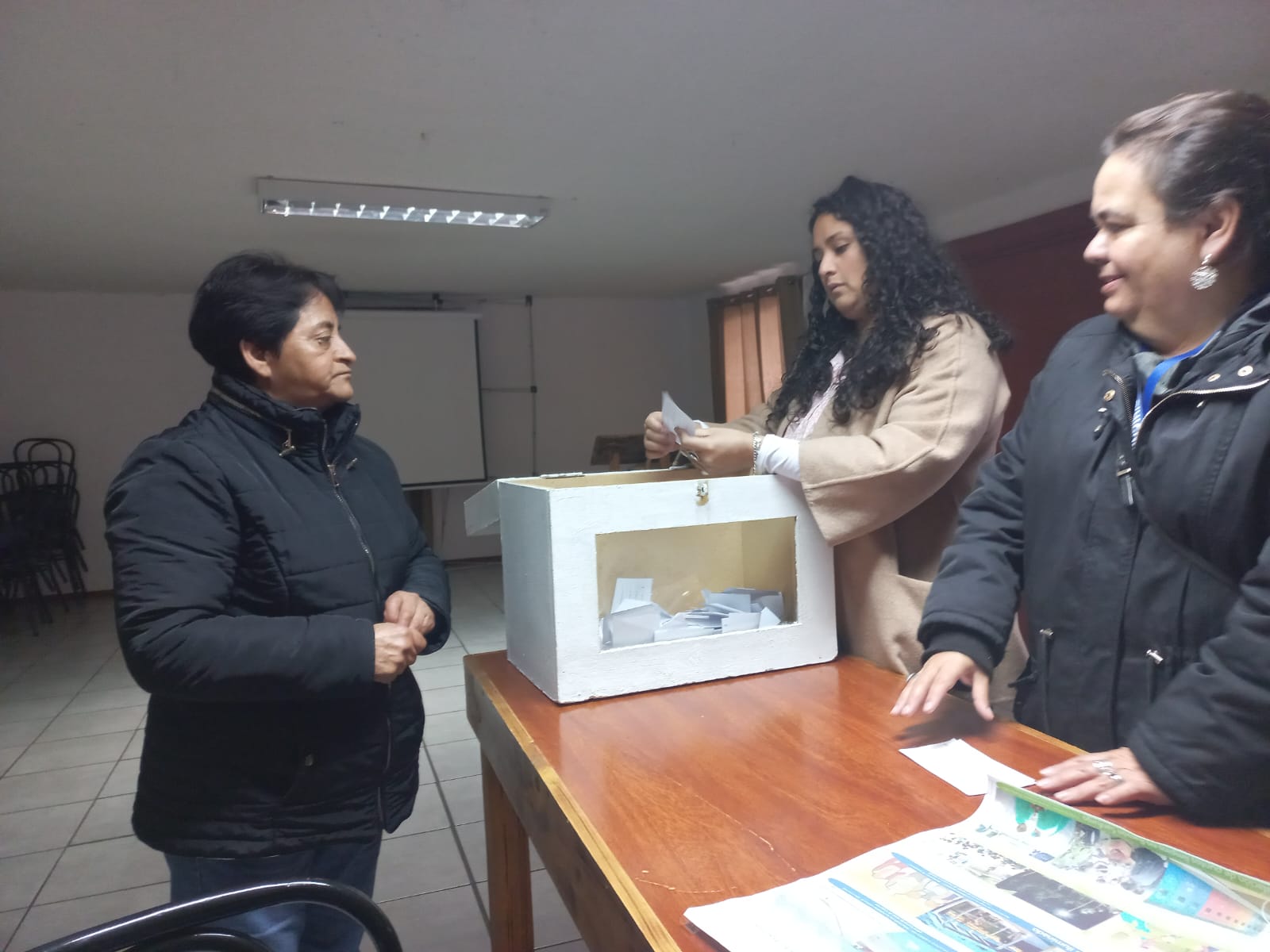 FAMILIAS DE SANTA CRUZ Y CHIMBARONGO MEJORARÁN SU CALIDAD DE VIDA GRACIAS AL PROGRAMA QUIERO MI BARRIO DEL MINVU SANFURGO 3