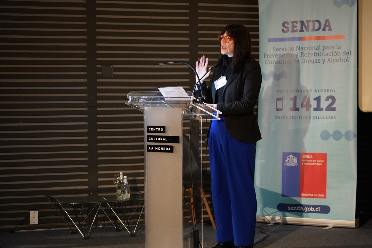 DIRECTORA DE SENDA EN SEMINARIO DE REDUCCIÓN DE DAÑOS DEBEMOS BUSCAR ENFOQUES INNOVADORES Y EFECTIVOS portada