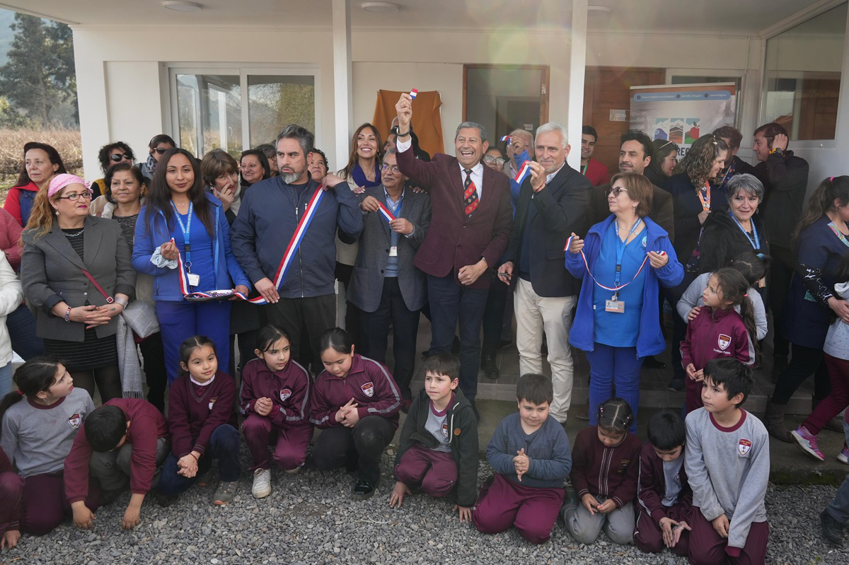 GOBERNADOR REGIONAL INAUGURA REMODELACIÓN DE TRES POSTAS RURALES EN NANCAGUA foto 1