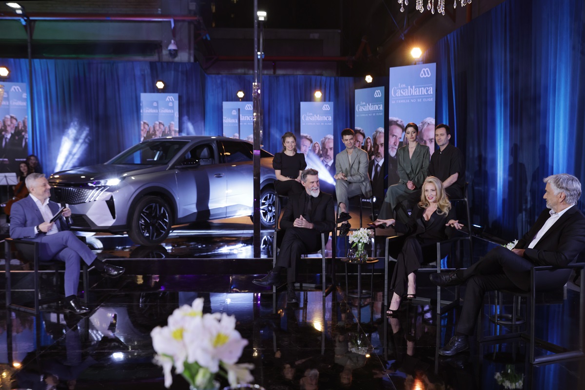 MEGA Y PEUGEOT REVOLUCIONAN EL LANZAMIENTO DE LA NUEVA TELESERIE LOS CASABLANCA MegaxPeugeot2