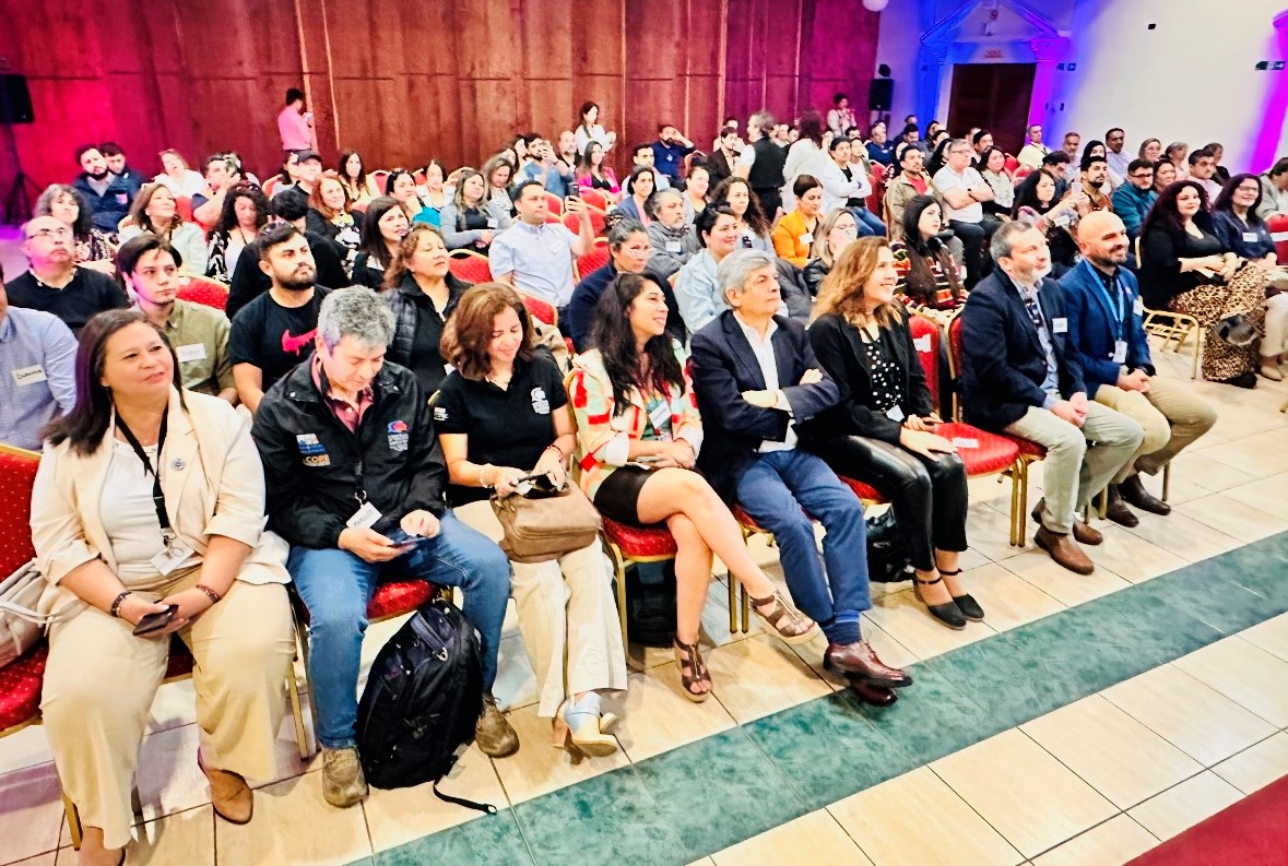 ENCUENTRO ECOSISTEMA OHIGGINS FORTALECIÓ LA RED EMPRENDEDORA REGIONAL CON CHARLAS Y PANEL DE EXPERTOS público evento ecosistema