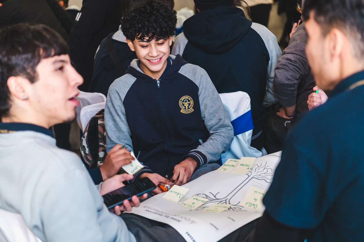 SOLVE FOR TOMORROW CONVOCA A JÓVENES EN GIRA NACIONAL 2024 QUE BUSCA A LOS LÍDERES DEL MAÑANA 2