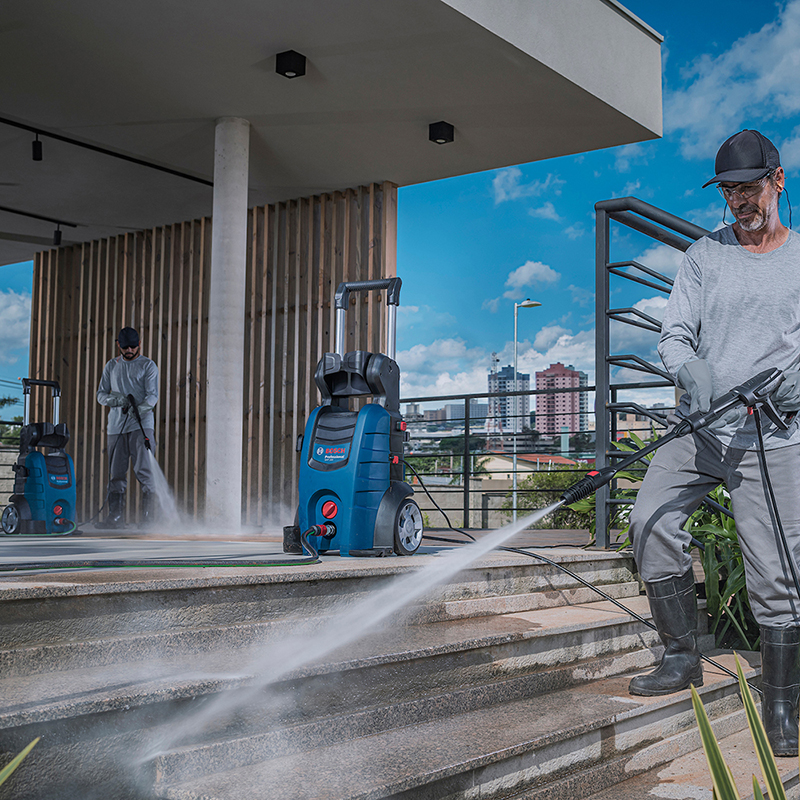 Bosch apuesta por el cuidado del planeta con hidrolavadoras que ahorran un 80 del consumo de agua 0600910EE0 000 09