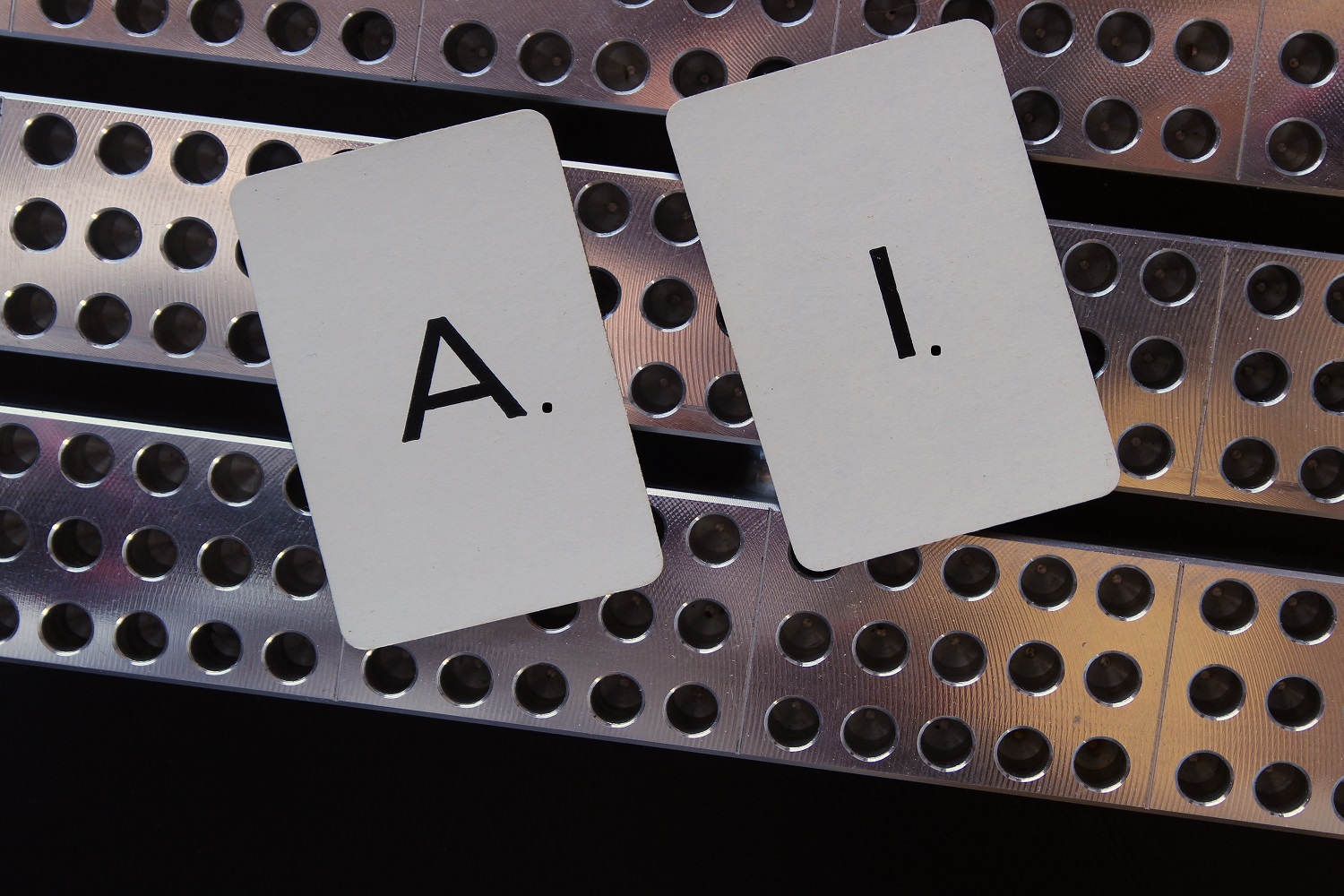 CUÁNTO FALTA PARA LA ADOPCIÓN MASIVA DE LA INTELIGENCIA ARTIFICIAL GENERATIVA EN CHILE
