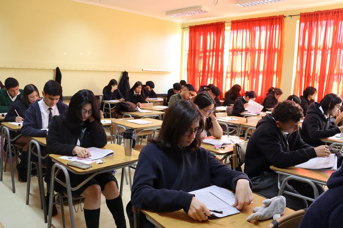 RIESGOS EN LA PROPUESTA PARA MODIFICAR EL SISTEMA DE ADMISIÓN ESCOLAR SAE Foto sala de clases 3