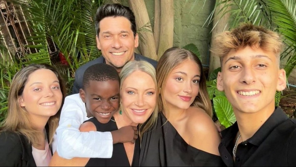 LA FAMILIA ARANEDA VACAREZZA REGRESA CON LA TERCERA TEMPORADA DE TENEMOS QUE HABLAR CON INVITADOS ESPECIALES NUEVO JINGLE Y UNA COBERTURA ESPECIAL DESDE EL FESTIVAL DE VIÑA 4