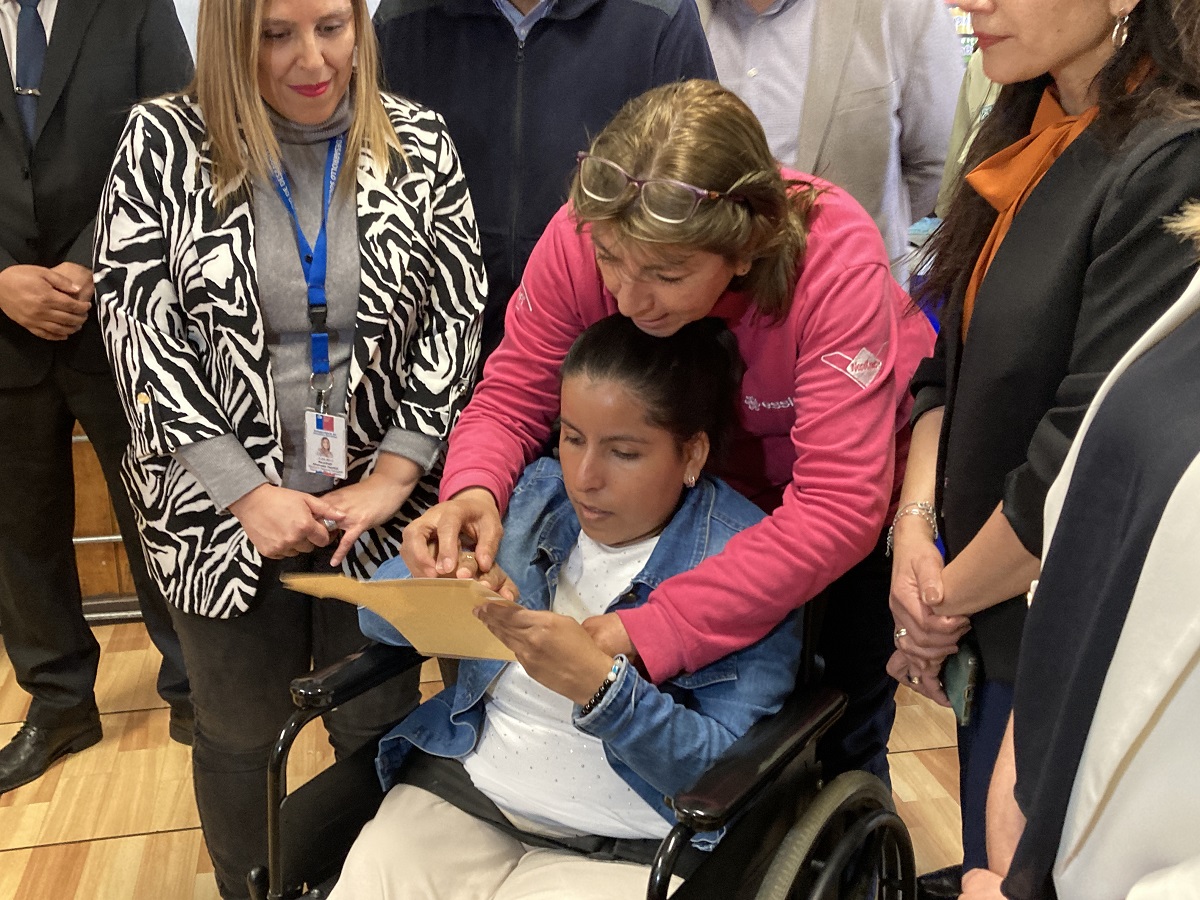 GOBIERNO Y SERVEL PROMUEVEN VOTO ASISTIDO Y MEDIDAS PARA GARANTIZAR DERECHO A VOTO DE PERSONAS CON DISCAPACIDAD Imagen de archivo