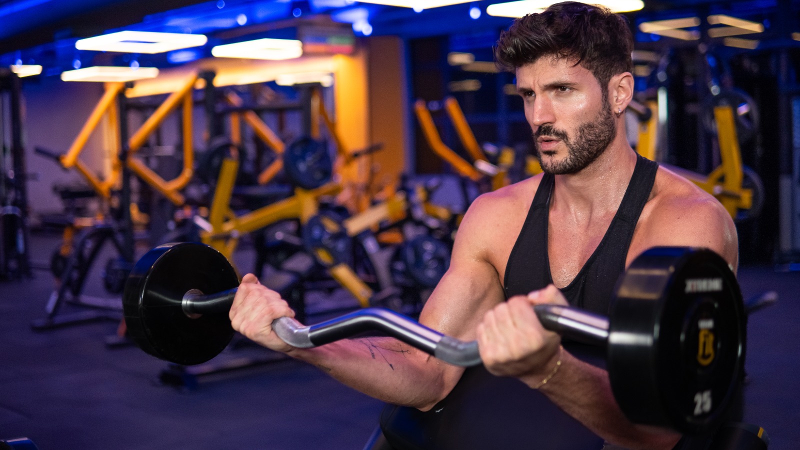 LOS PRINCIPALES MITOS SOBRE ENTRENAR EN INVIERNO VALE LA PENA METERSE AL GIMNASIO CUANDO HACE FRÍO foto 2