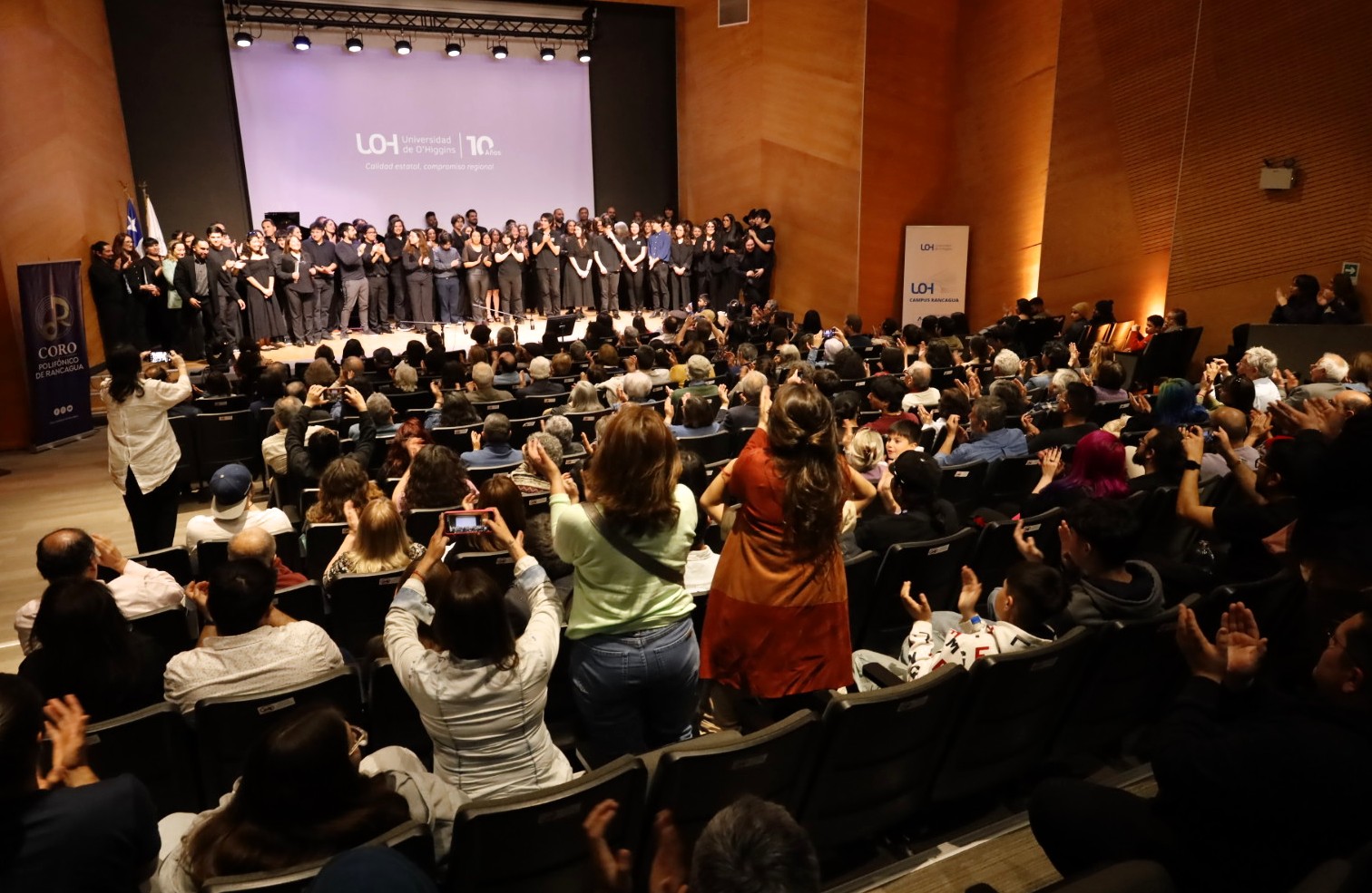 LA MÚSICA LATINOAMERICANA UNIÓ A ELENCOS UNIVERSITARIOS Y CORALES EN LA UOH Un viaje por América 1