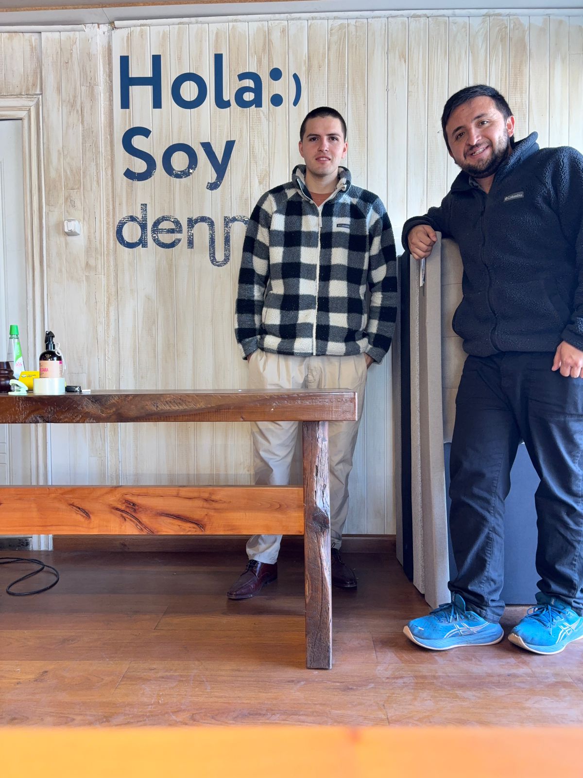 Sebastian y su hermano Denns